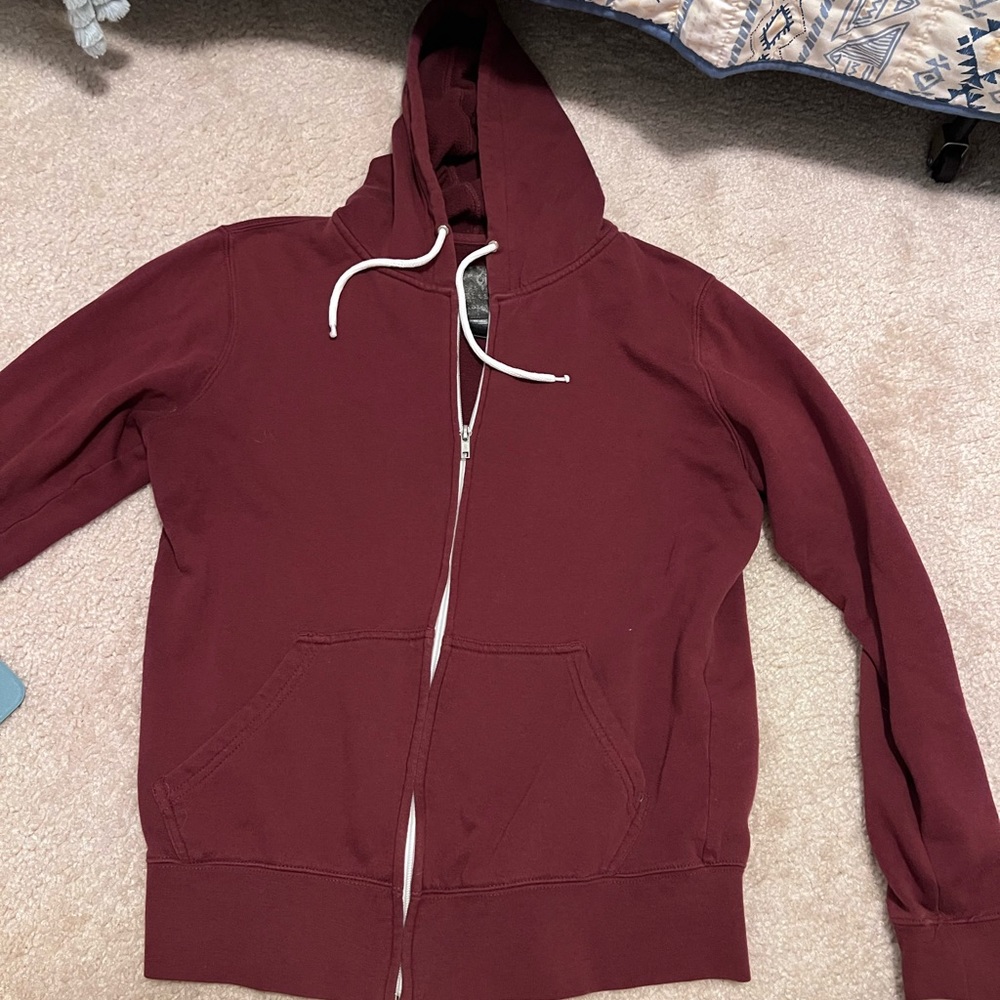 Maroon zip up sweatshirt
